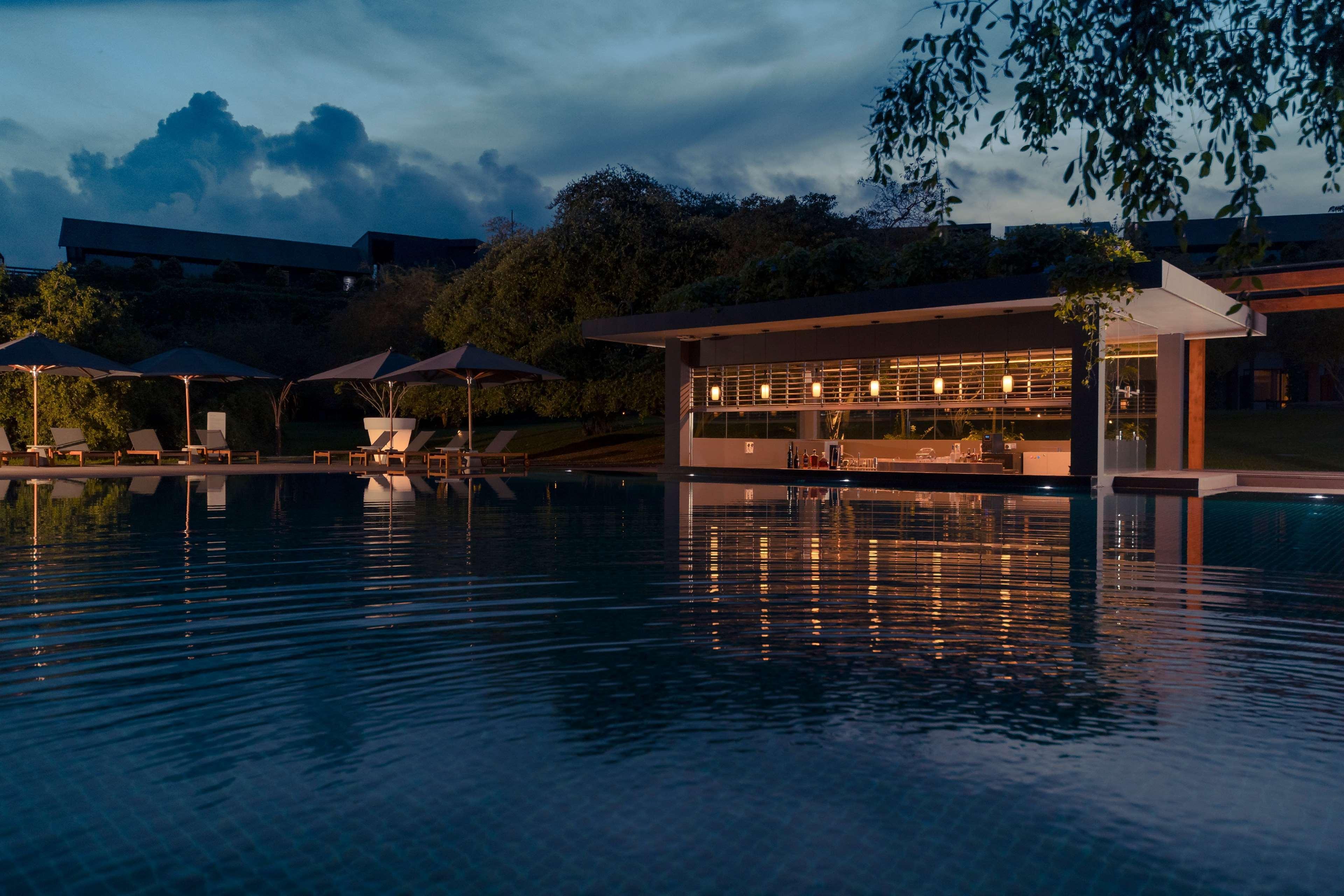 Doubletree By Hilton Weerawila Rajawarna 5*