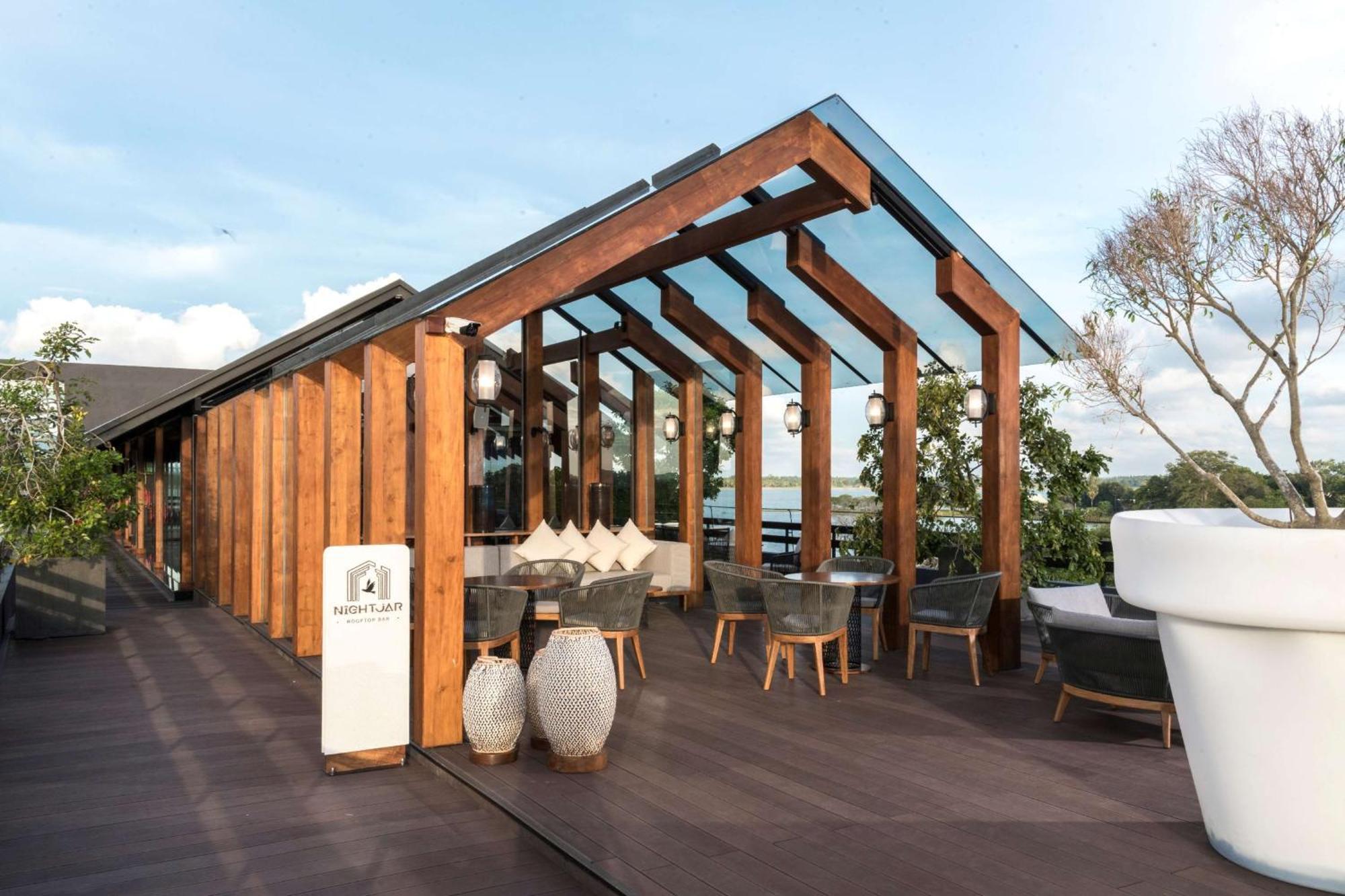 Doubletree By Hilton Weerawila Rajawarna Polgahawelana